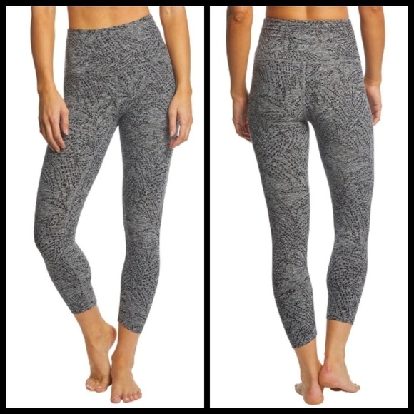 💕BEYOND YOGA💕 Spacedye High Waisted Yoga Legging ~ Jungle Fern Small S NWT - Picture 3 of 8